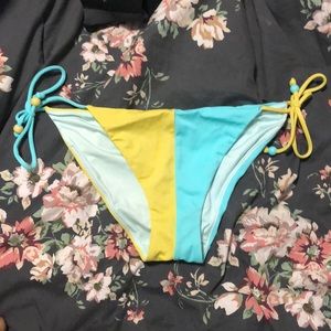 Victoria’s Secret two toned, string bikini bottom